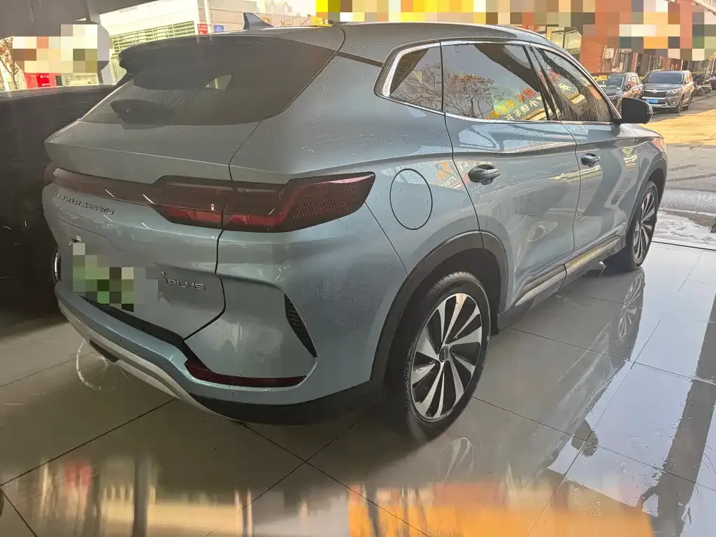 BYD PLUS New Energy — фото 8