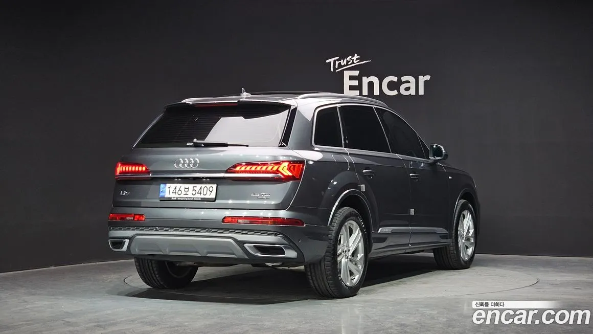Audi Q7 — фото 4