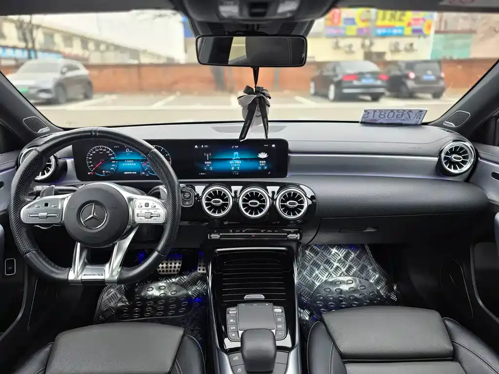 Mercedes-Benz A-Class AMG — фото 10