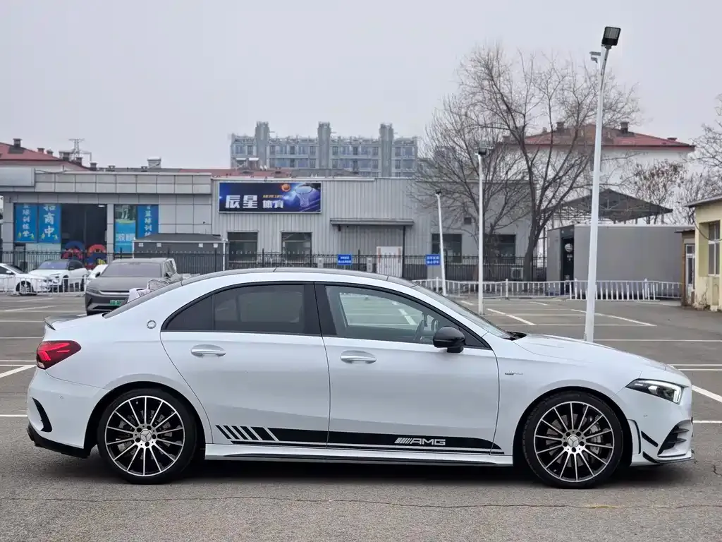 Mercedes-Benz A-Class AMG — фото 3