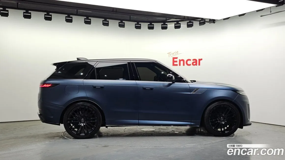 Land Rover Range Rover Sport — фото 9
