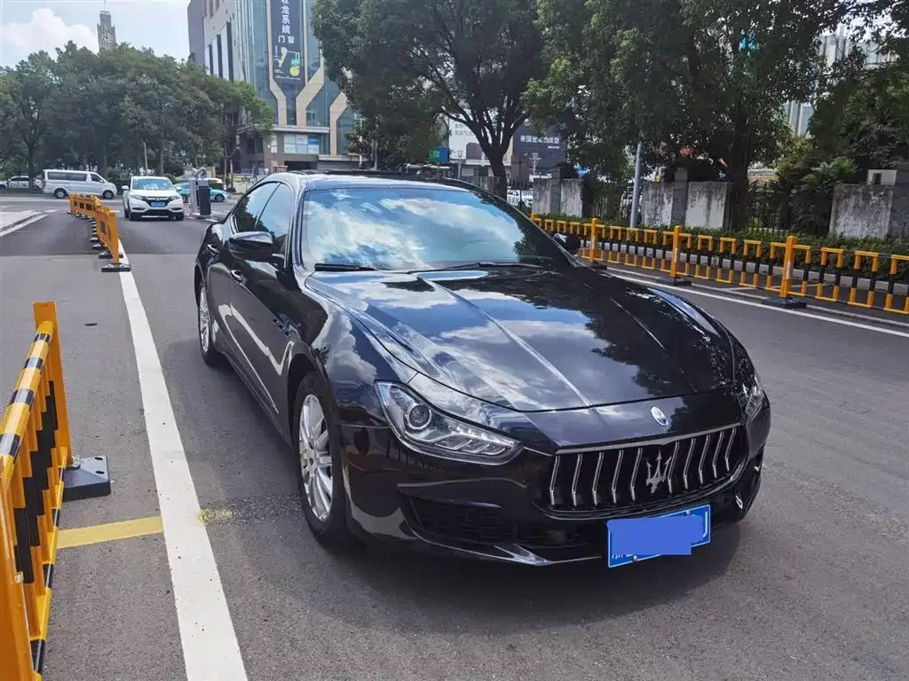 Maserati Ghibli — фото 6