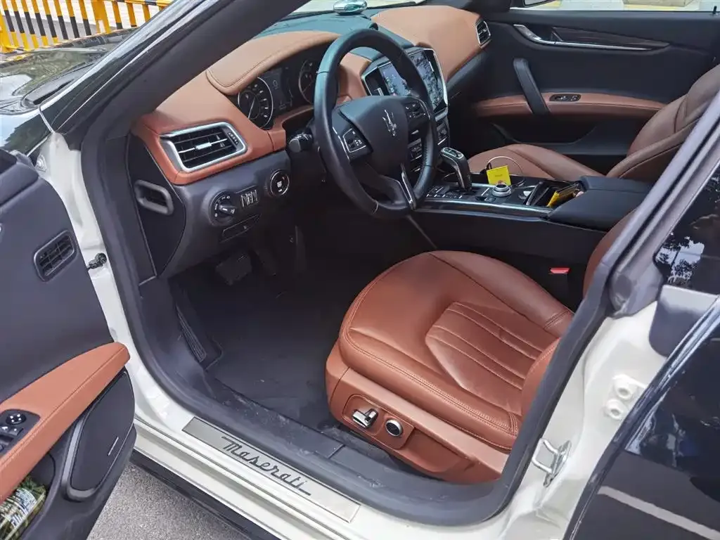 Maserati Ghibli — фото 2