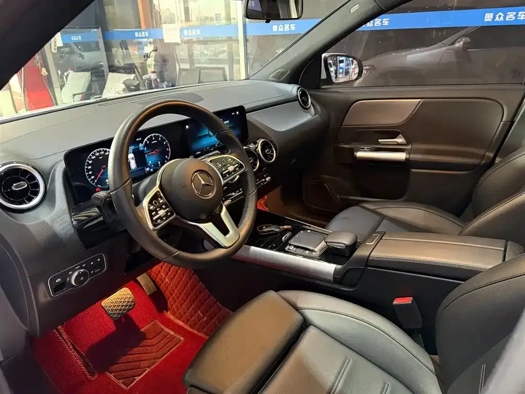 Mercedes-Benz GLA — фото 9
