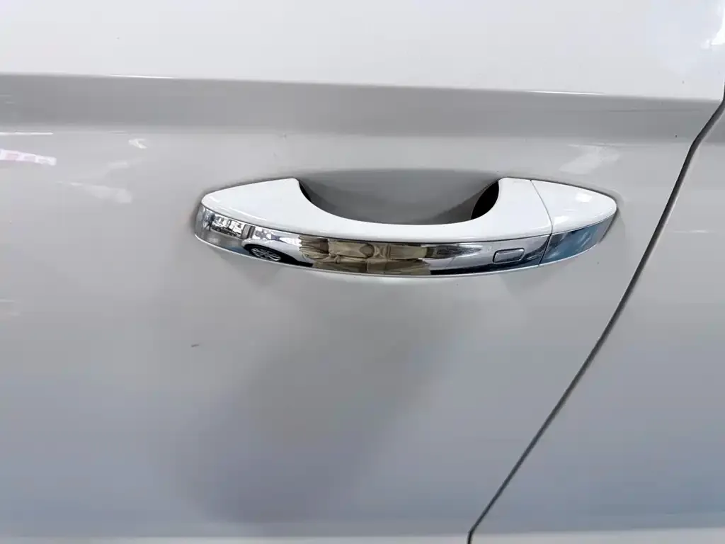 Volkswagen Tharu — фото 2