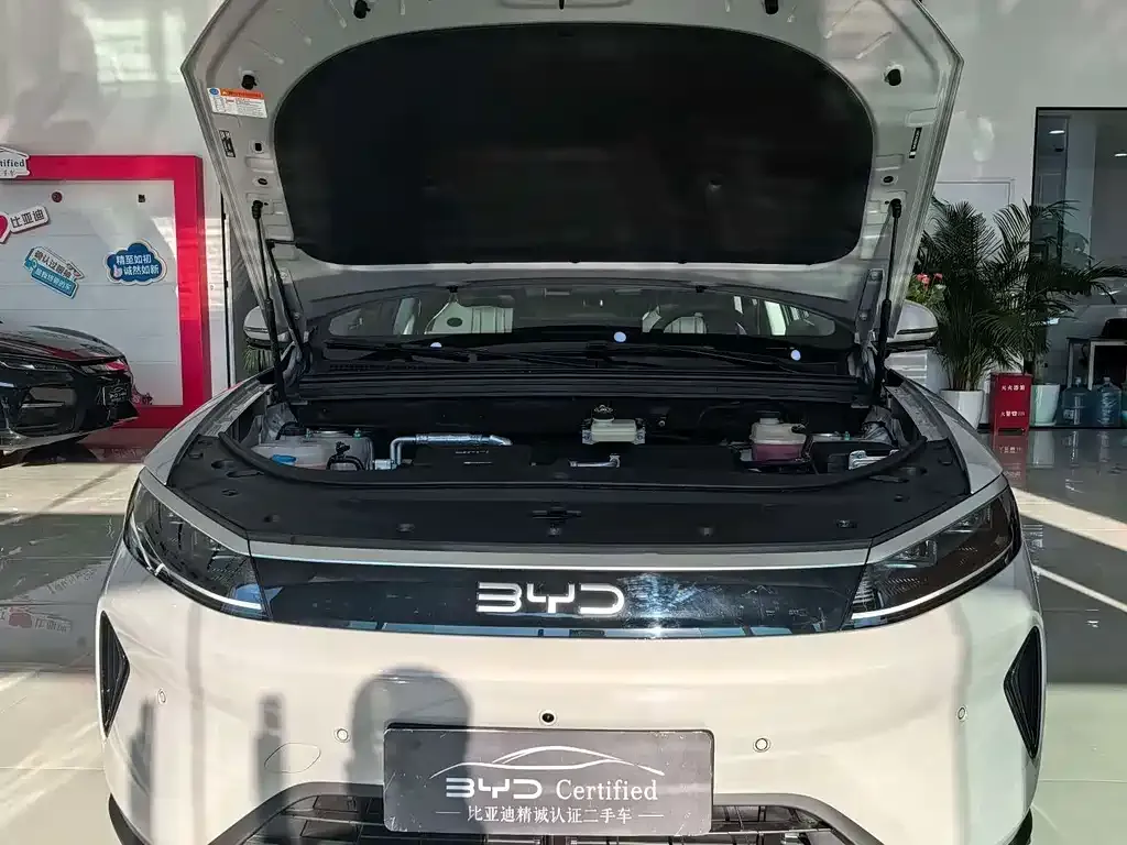 BYD Seal 05 DM-i — фото 7