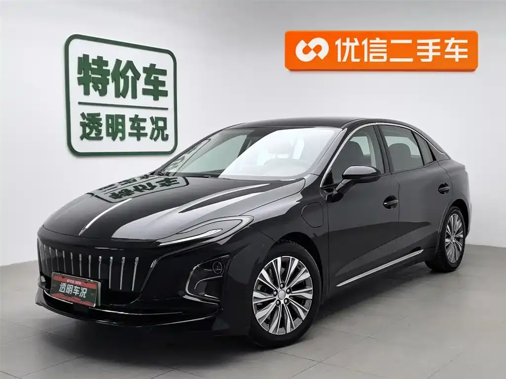 Hongqi E-QM5 — фото 1