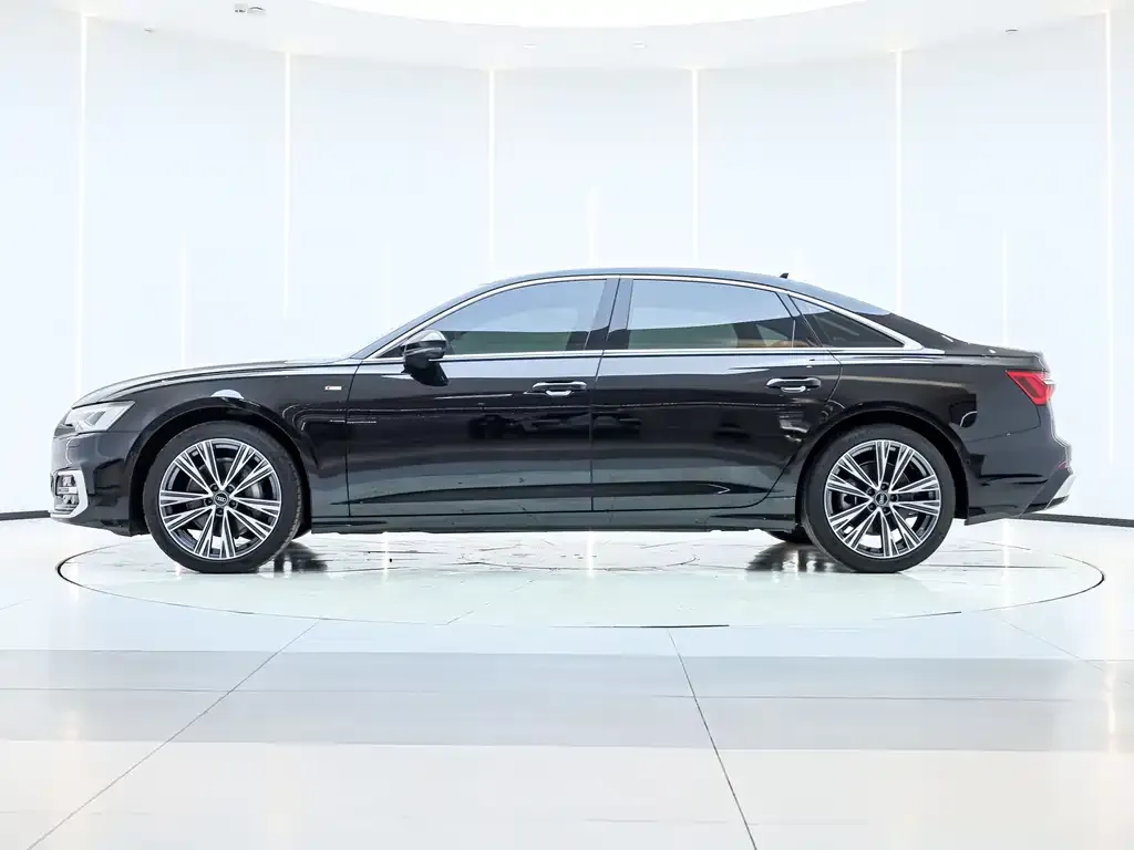 Audi A6L — фото 4