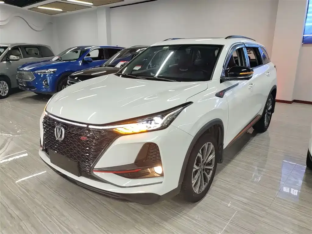 Changan CS75PLUS — фото 1