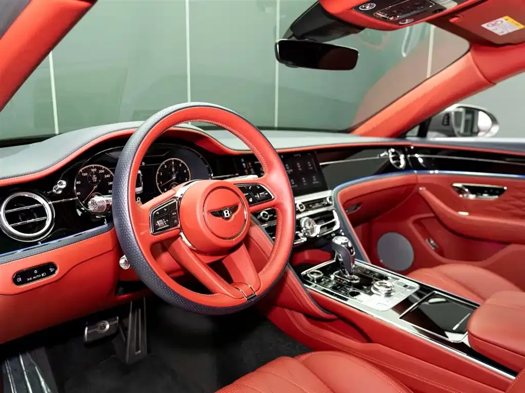Bentley Flying Spur — фото 6