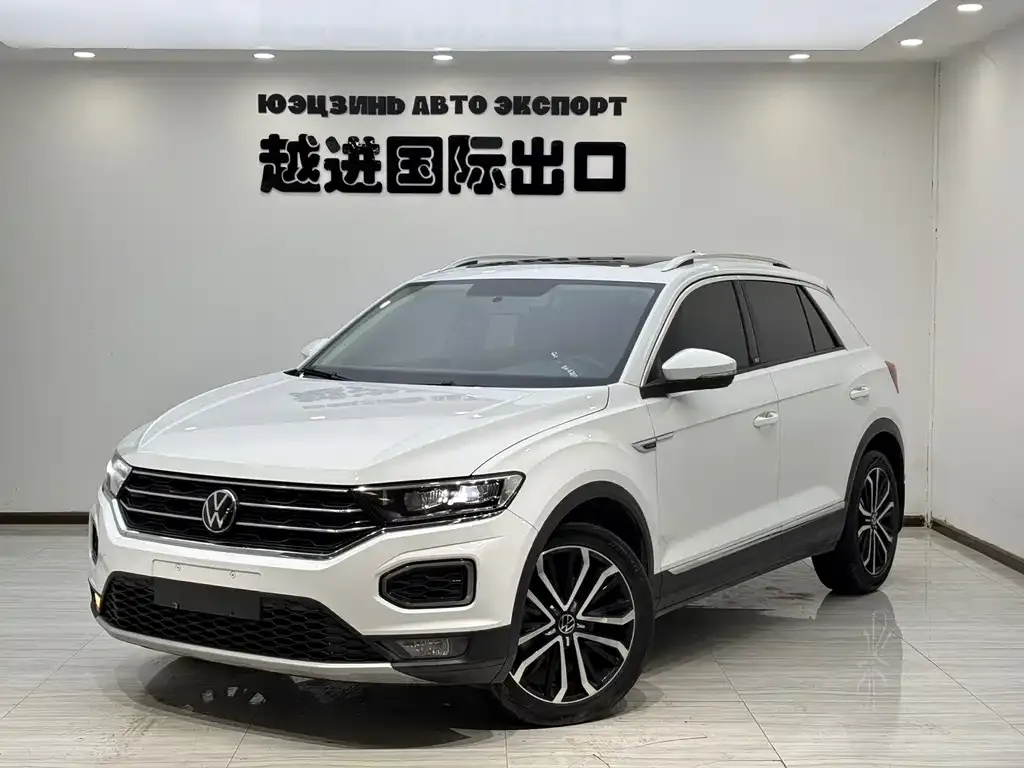 Volkswagen T-Roc — фото 1