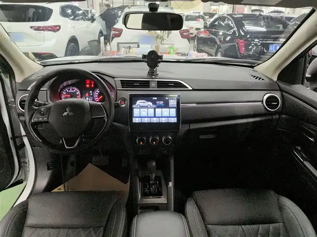 Mitsubishi ASX — фото 5