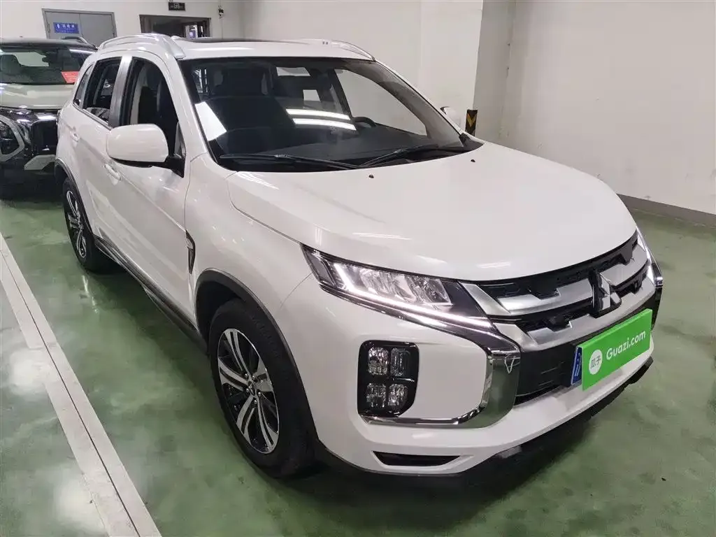 Mitsubishi ASX — фото 9
