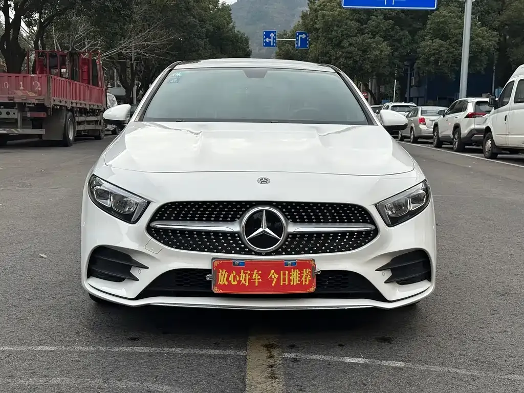 Mercedes-Benz A-Class — фото 10