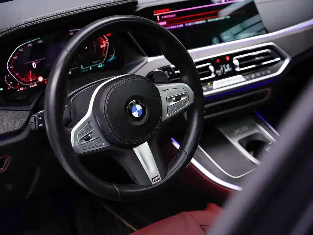 BMW X5 — фото 7