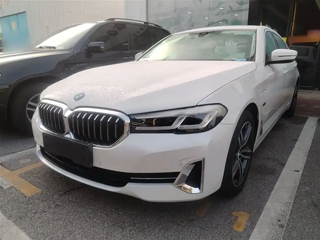 BMW 5 Series New Energy — фото 10
