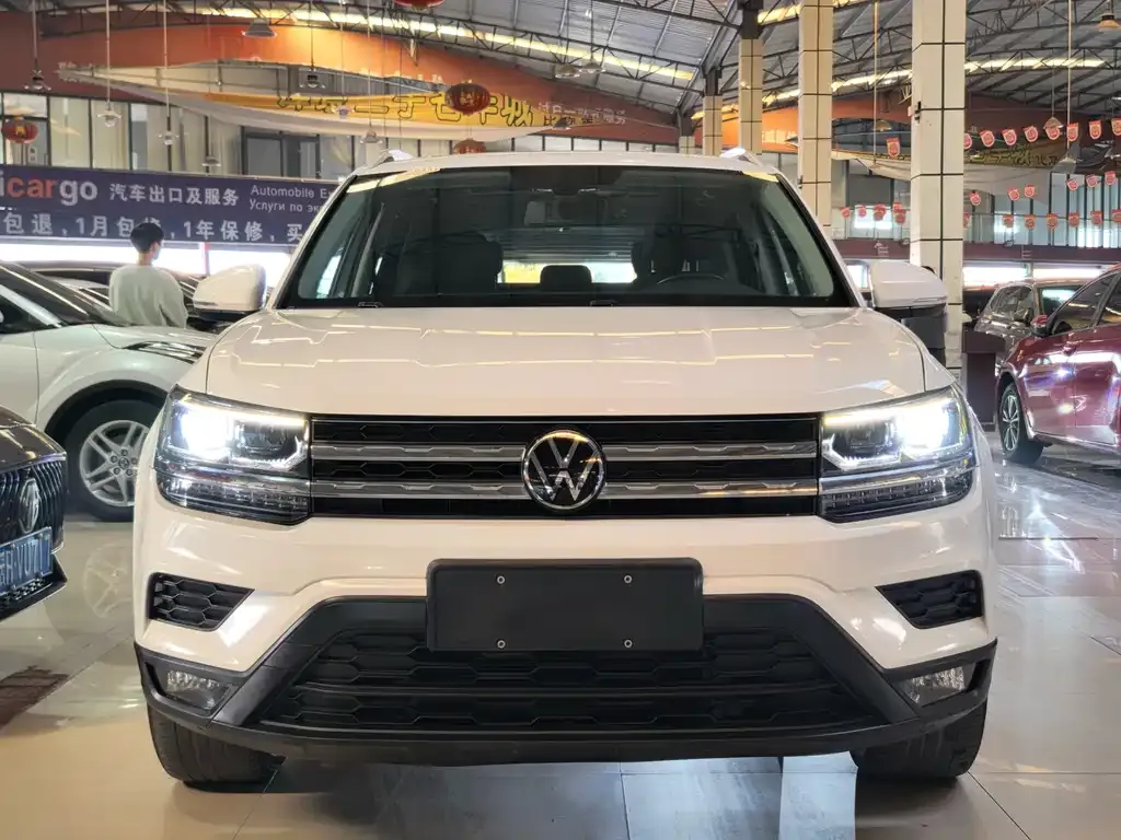 Volkswagen Tharu — фото 9