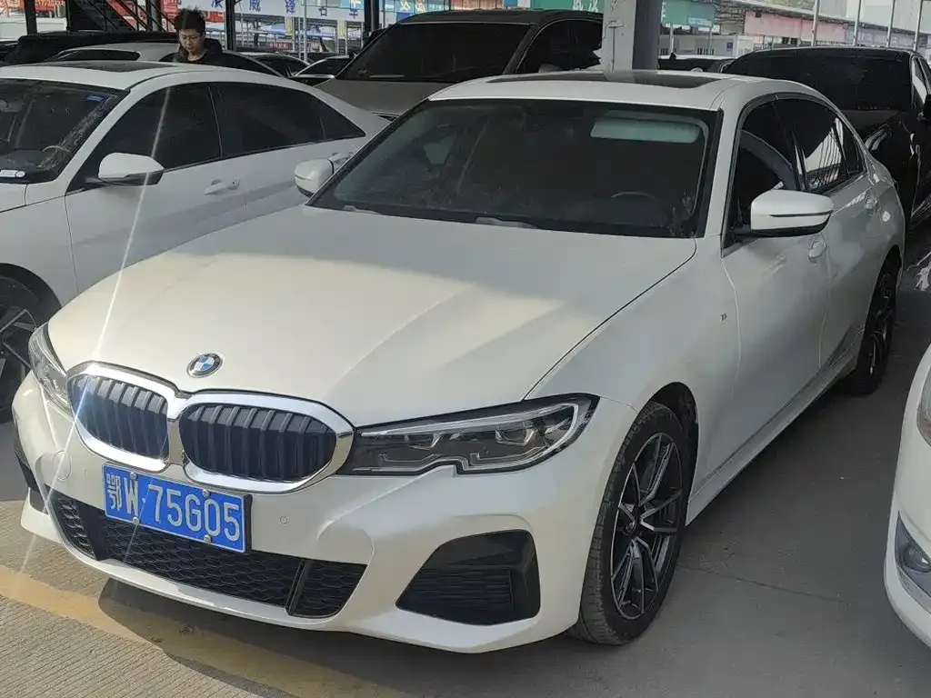 BMW 3 Series — фото 1