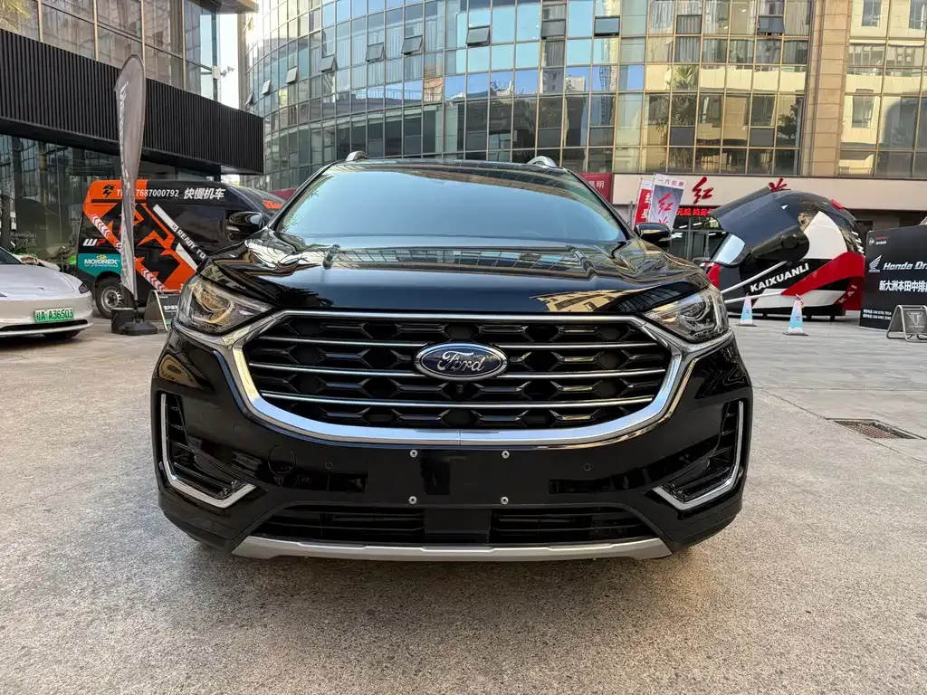 Ford Edge — фото 4