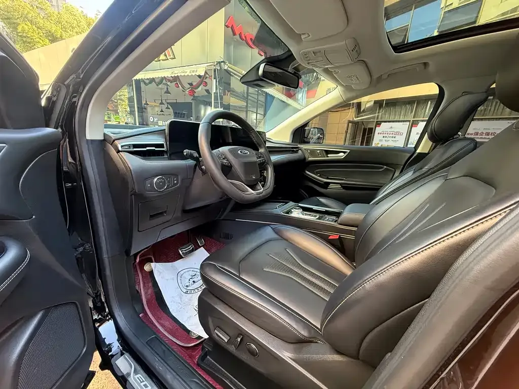 Ford Edge — фото 8