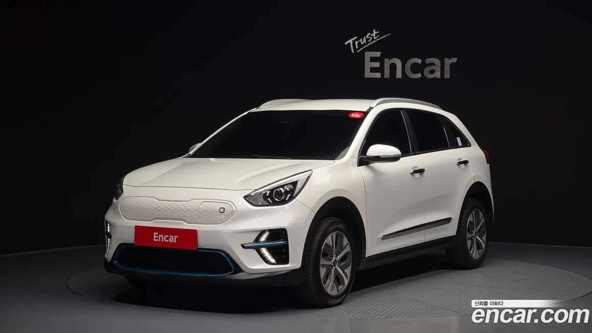 Kia Niro — фото 1