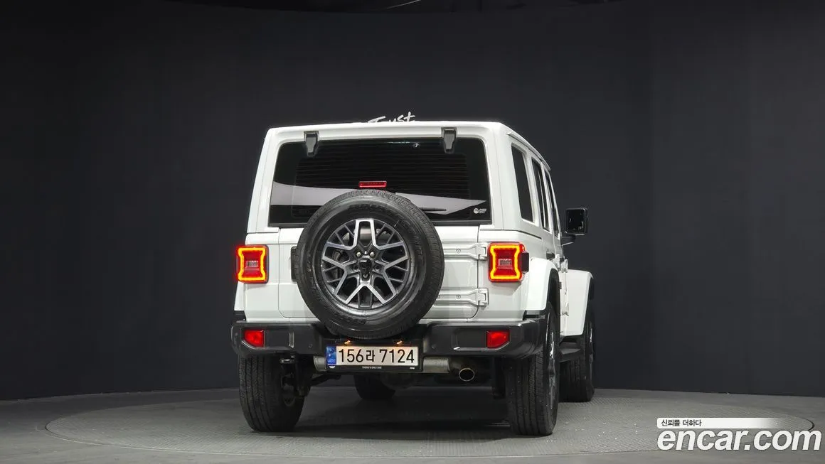 Jeep Wrangler — фото 3