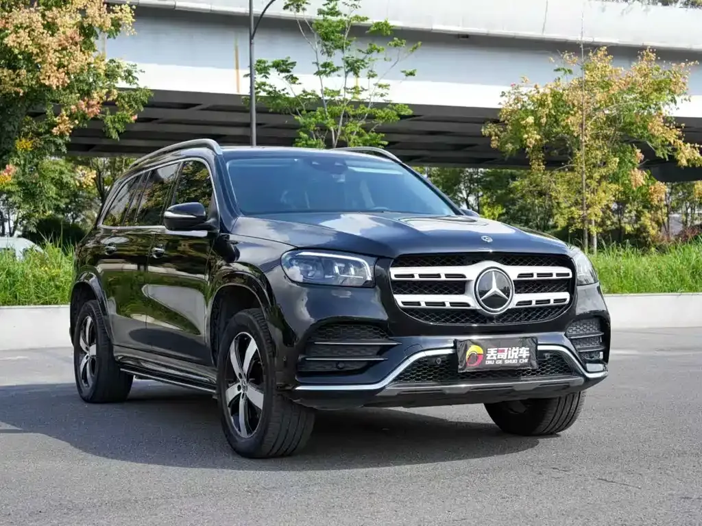 Mercedes-Benz GLS — фото 1