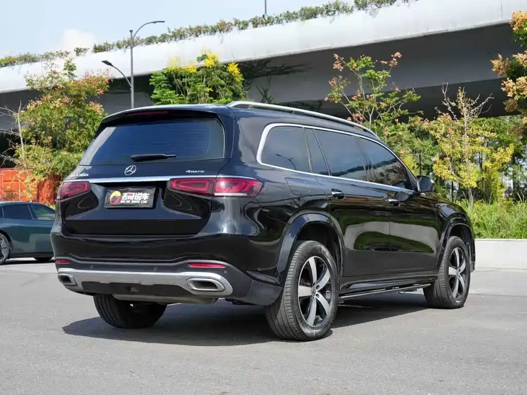 Mercedes-Benz GLS — фото 9