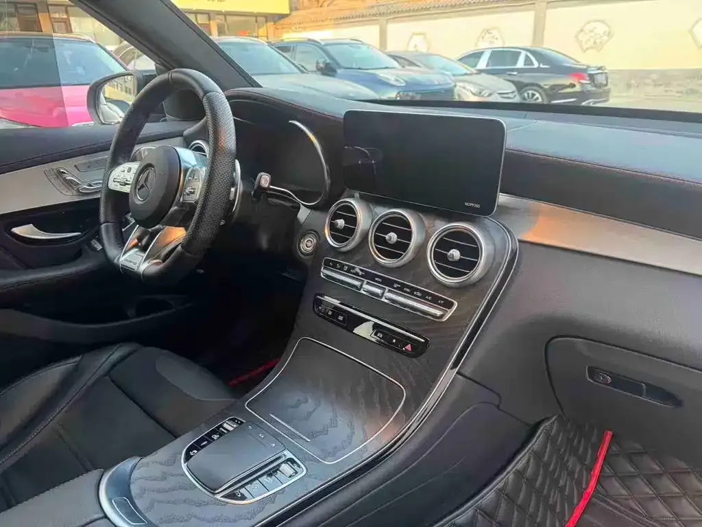 Mercedes-Benz GLC AMG — фото 4