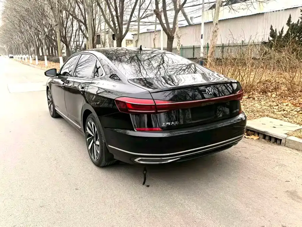 Volkswagen Passat — фото 4