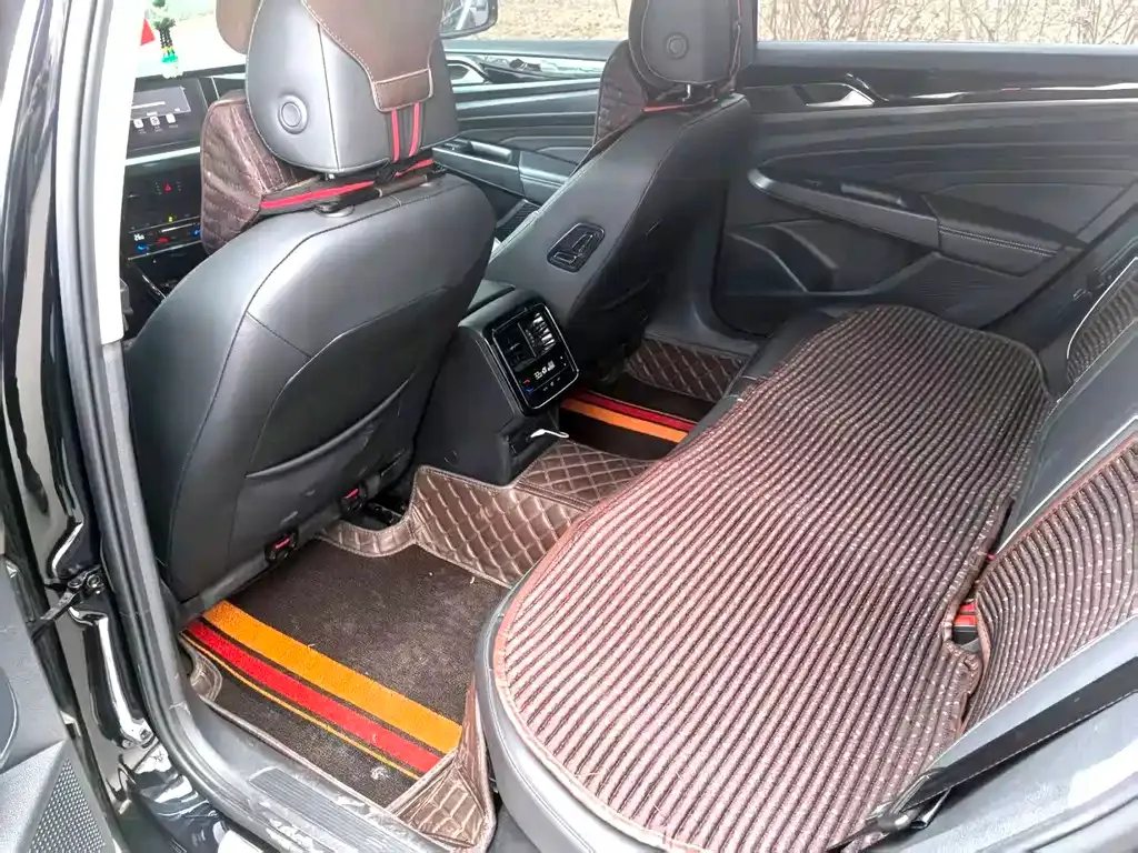 Volkswagen Passat — фото 6
