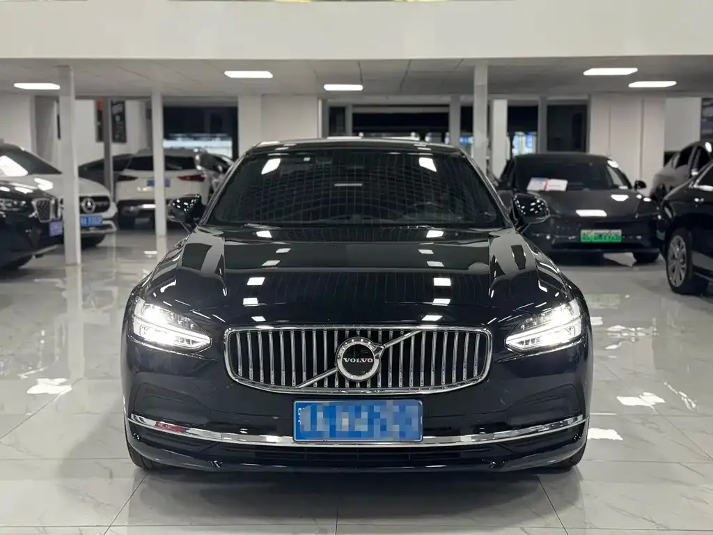 Volvo S90 — фото 10