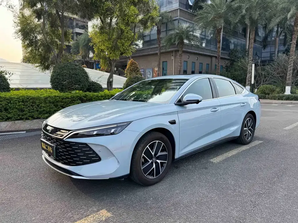 BYD Qin L — фото 1
