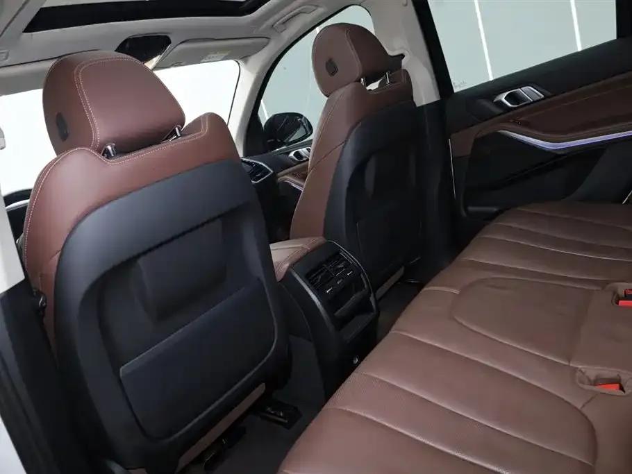 BMW X5 (Import) — фото 8