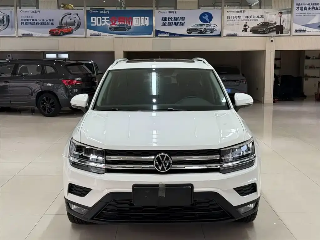 Volkswagen Tharu — фото 7