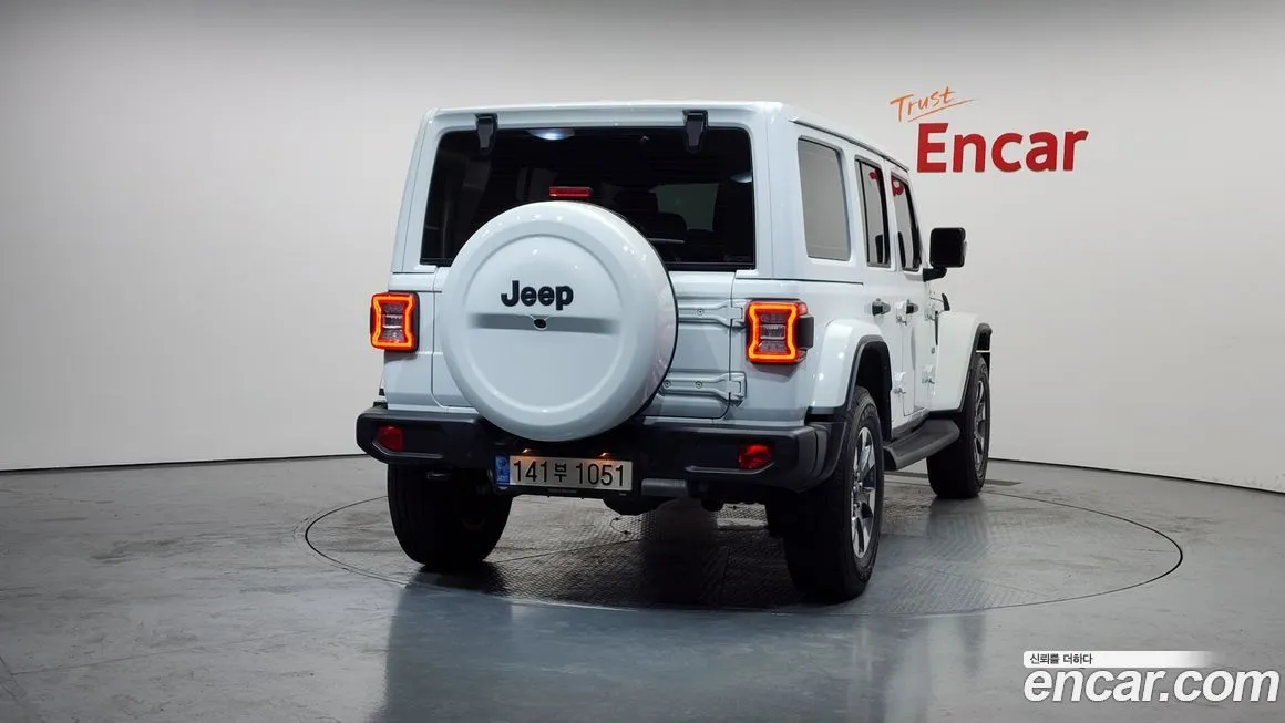 Jeep Wrangler — фото 5