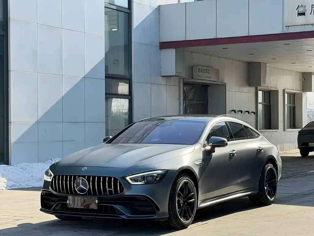 Mercedes-Benz AMG GT — фото 1