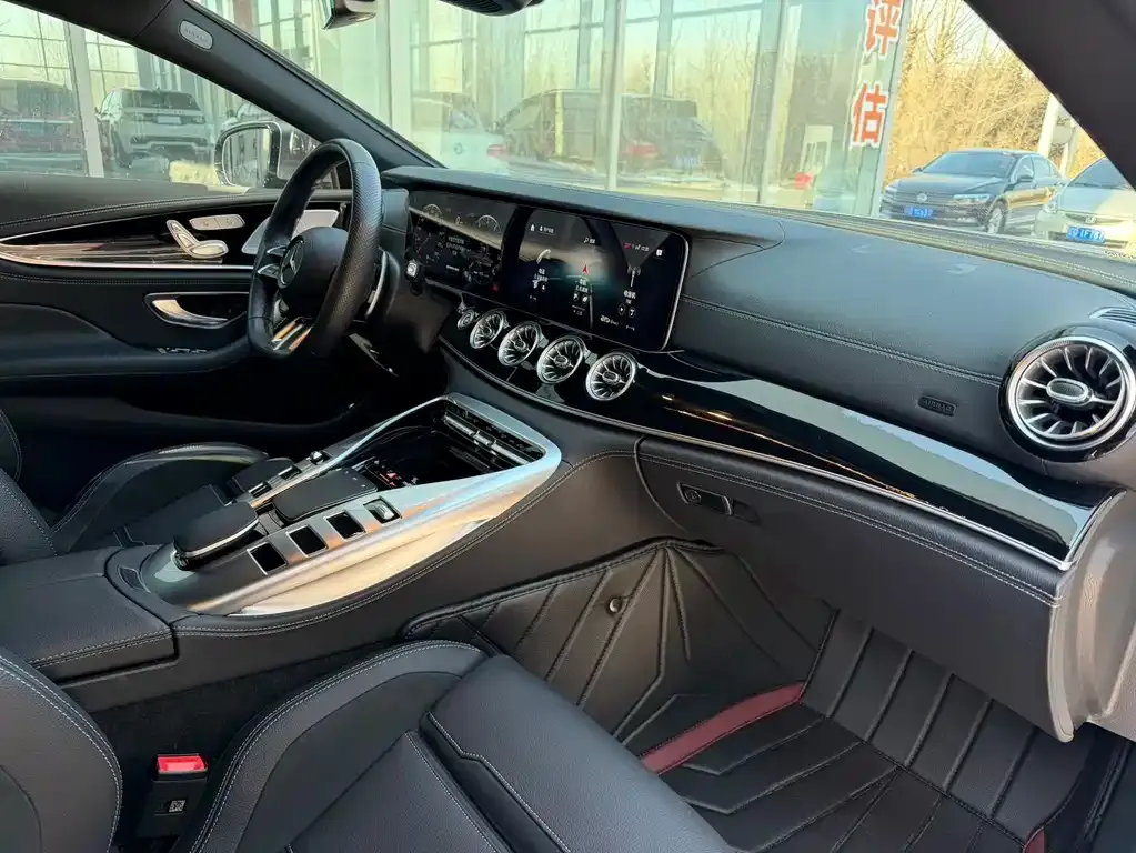 Mercedes-Benz AMG GT — фото 6