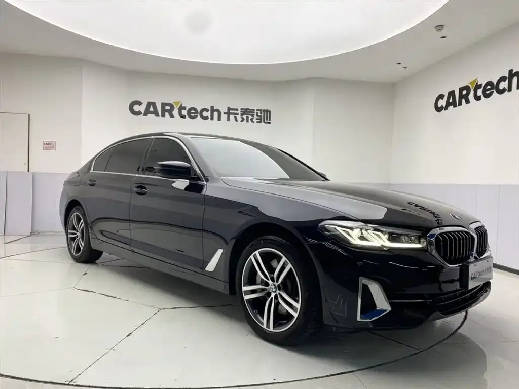 BMW 5 Series — фото 2