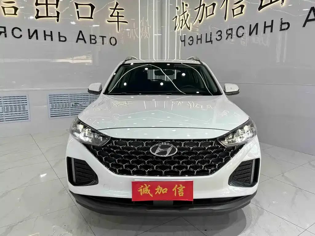 Hyundai ix35 — фото 1