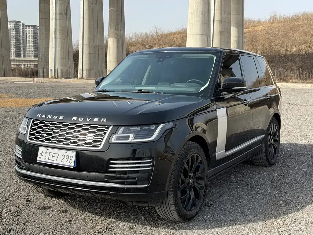 Land Rover Range Rover — фото 1
