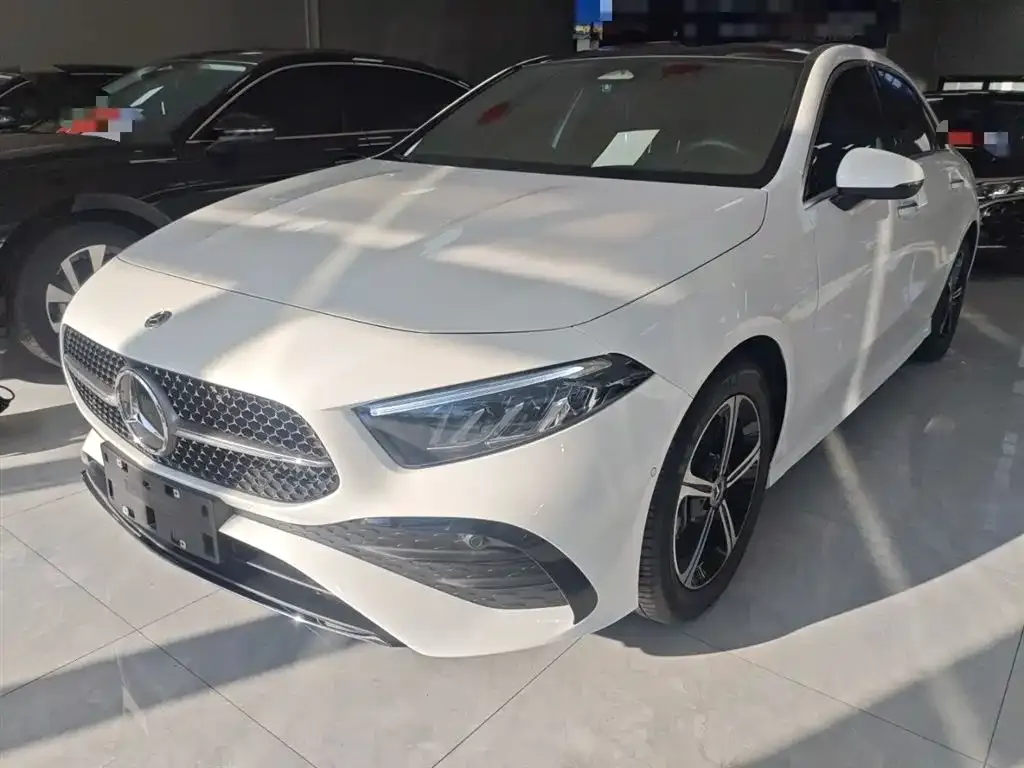 Mercedes-Benz A-Class — фото 1