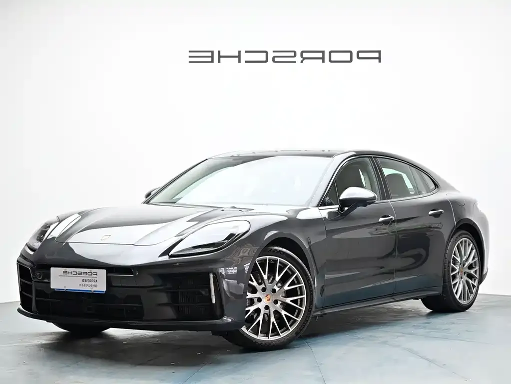 Porsche Panamera — фото 1