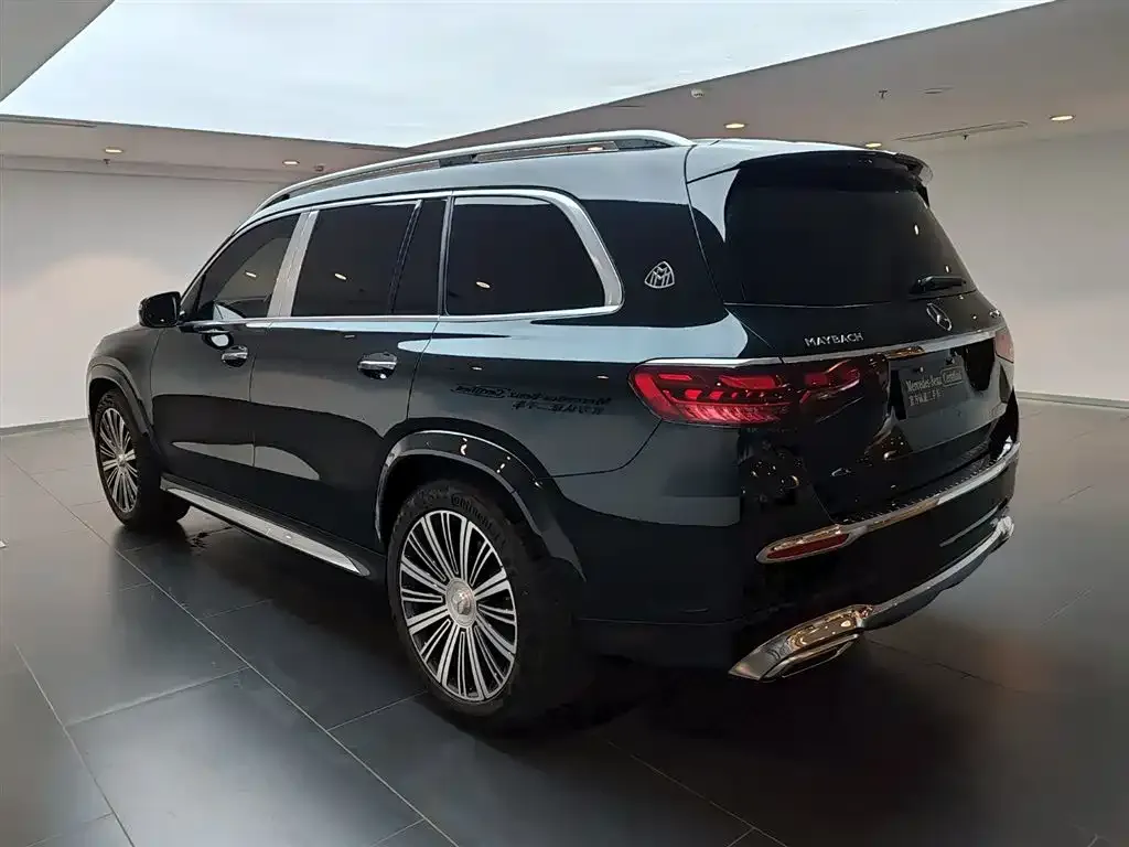 Mercedes-Benz GLS — фото 4