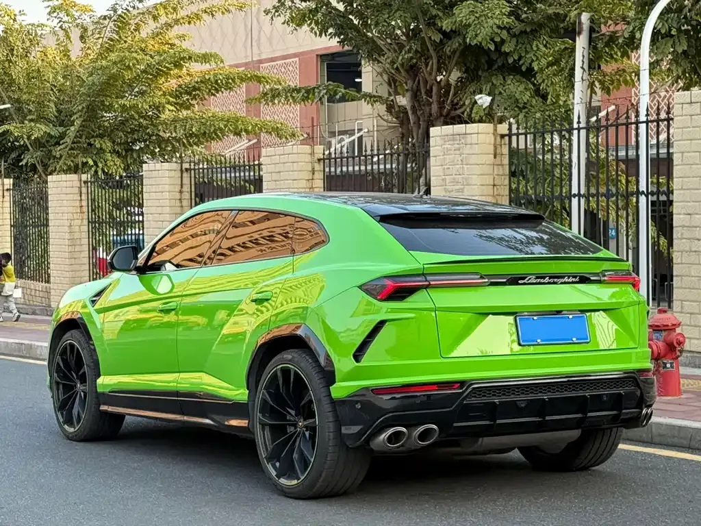 Lamborghini Urus — фото 2