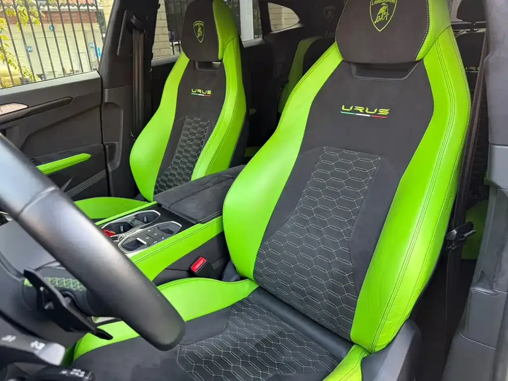Lamborghini Urus — фото 10