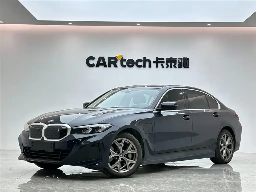 BMW i3 — фото 1
