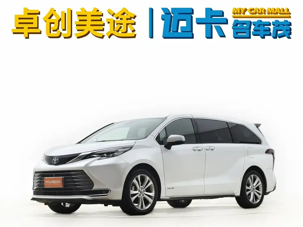 Toyota Sienna — фото 1