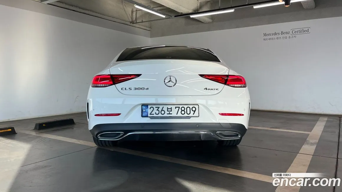 Mercedes-Benz CLS-Class — фото 10