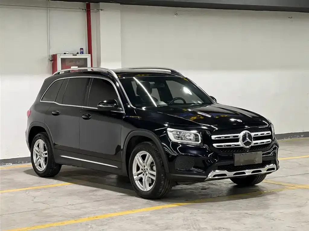 Mercedes-Benz GLB — фото 10